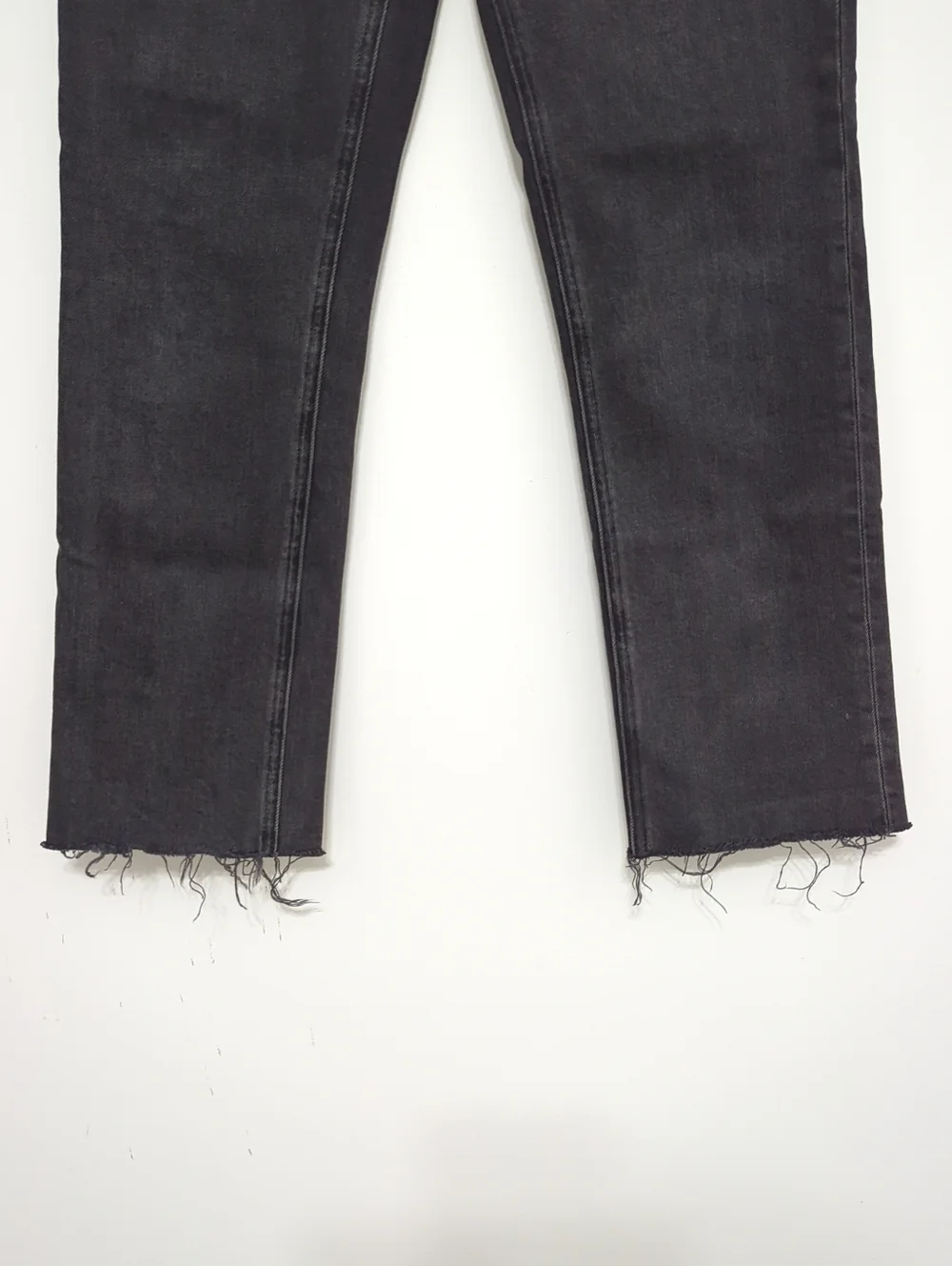 Denim Forum Arlo Jeans High Rise Straight Washed Black Frayed Hem Size 24 - Picture 6 of 8